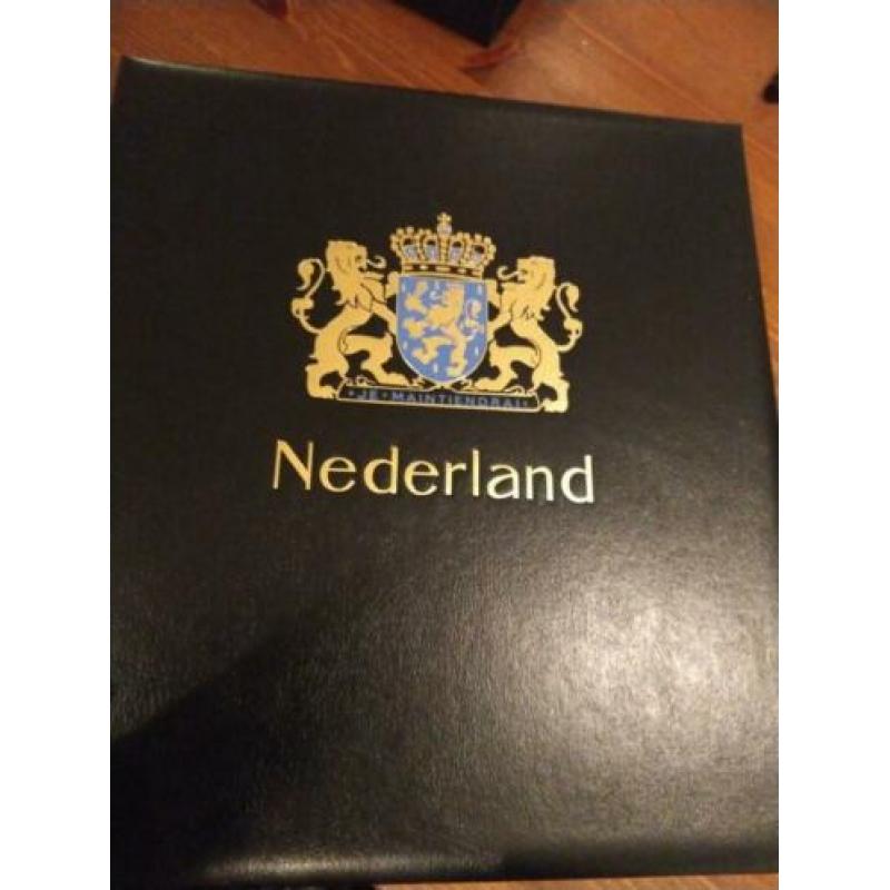 DAVO album NL velletjes II blad V 55-104, VB 18-28, VD 2,3