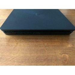 Ps4 slim 1tb