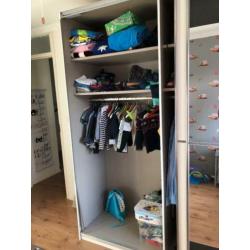 Kleding /hang kast
