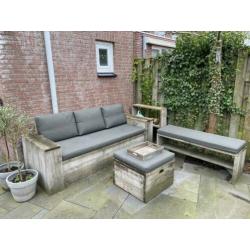 Mooie en stevige banken van steigerhout incl kussen zgan