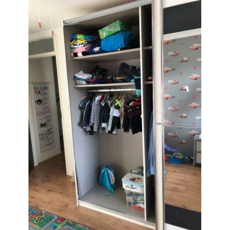 Kleding /hang kast