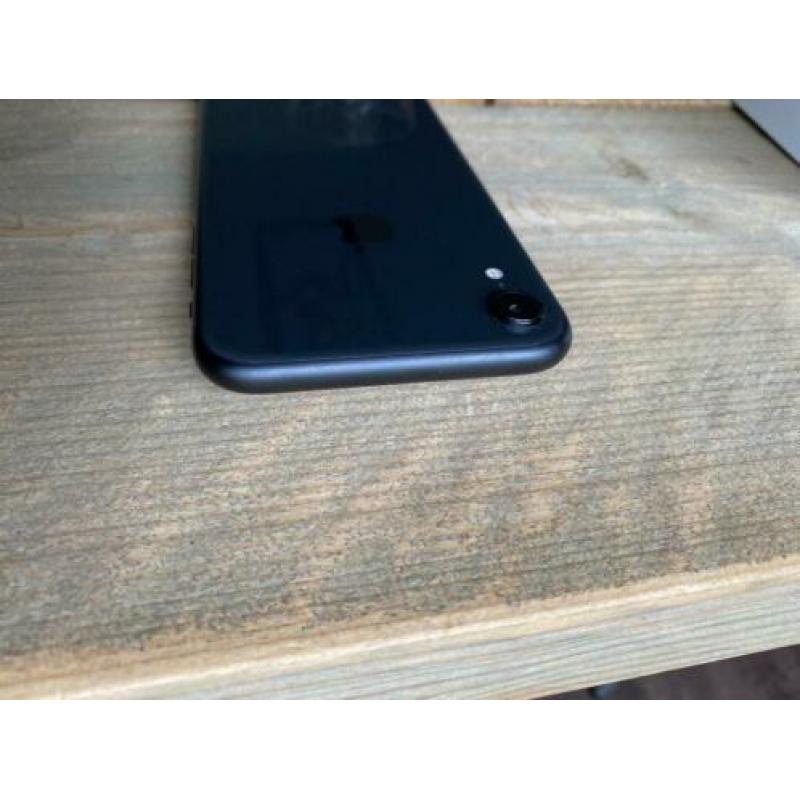 iPhone XR 128 gb, zwart z.g.a.n geen verzending