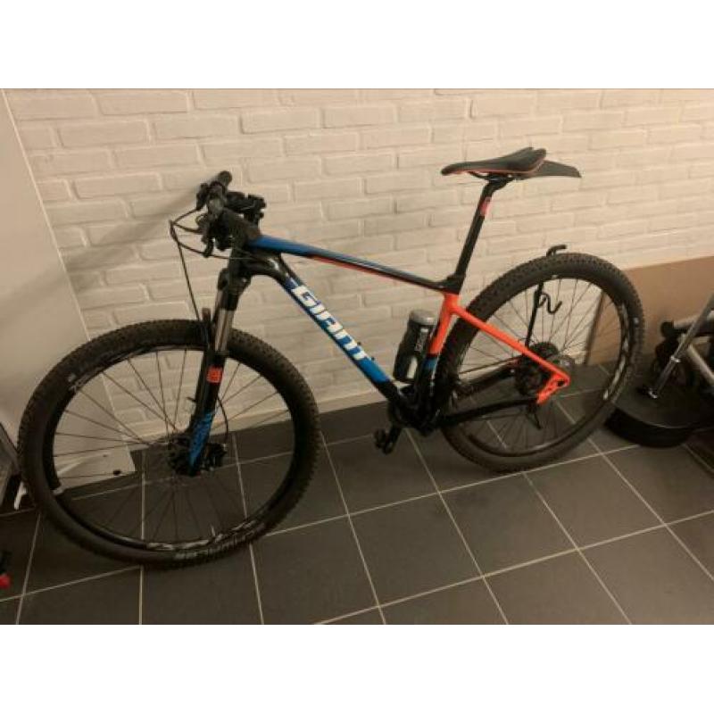 Giant XTC Advanced 29 2 LTD 2017, Frame maat M