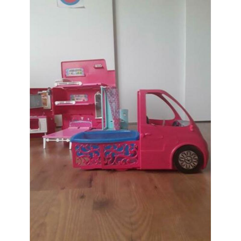 Barbie camper