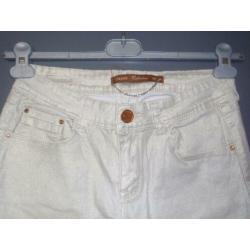 Maat 40 - daisy collection - cremekleur glimmende