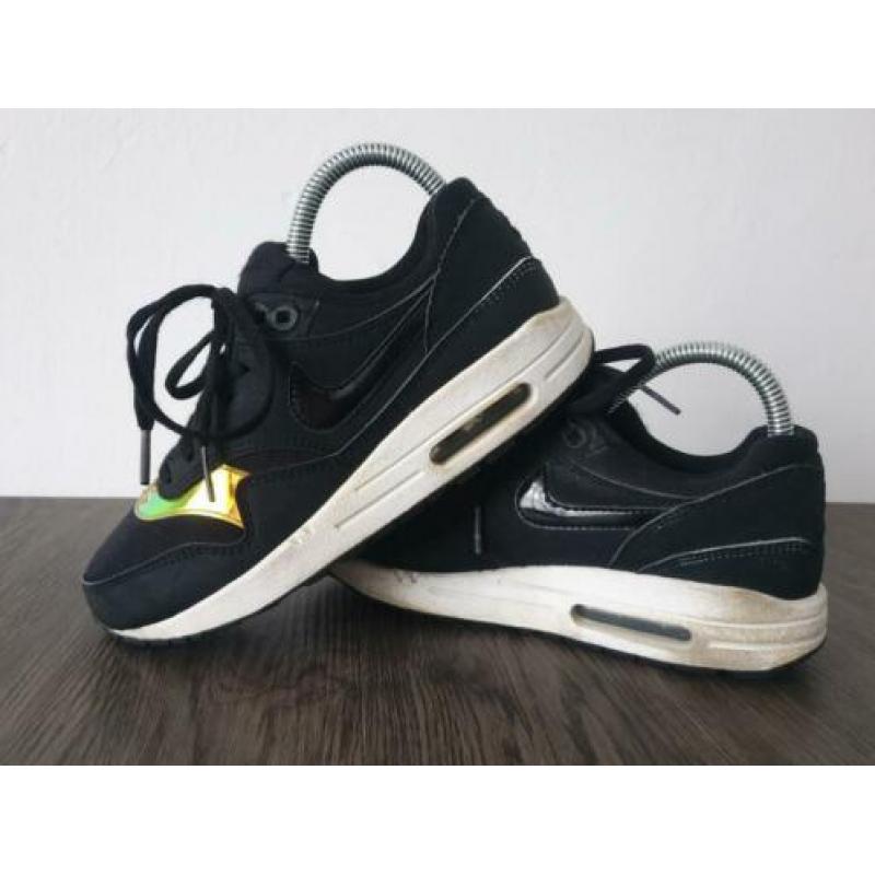 NIKE Air Max 1 GS Noir 37.5