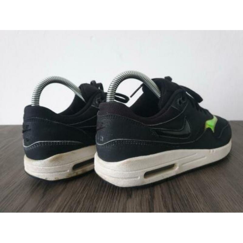 NIKE Air Max 1 GS Noir 37.5