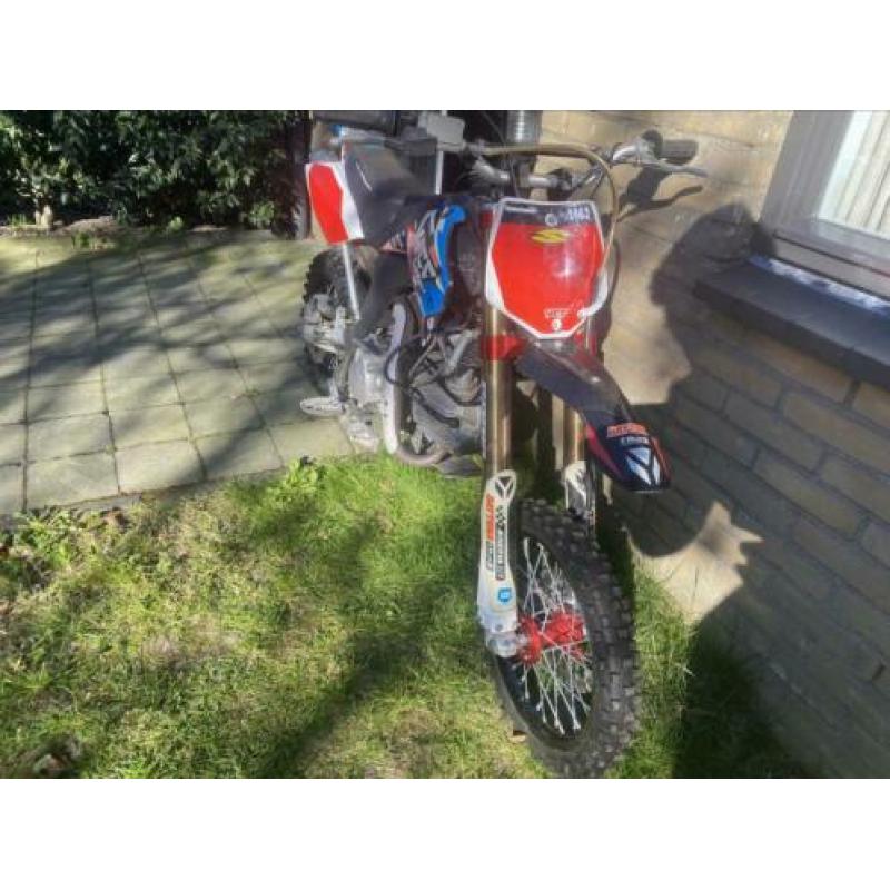 YCF 150cc sp3 ultieme pitbike, Franse kwaliteit!!