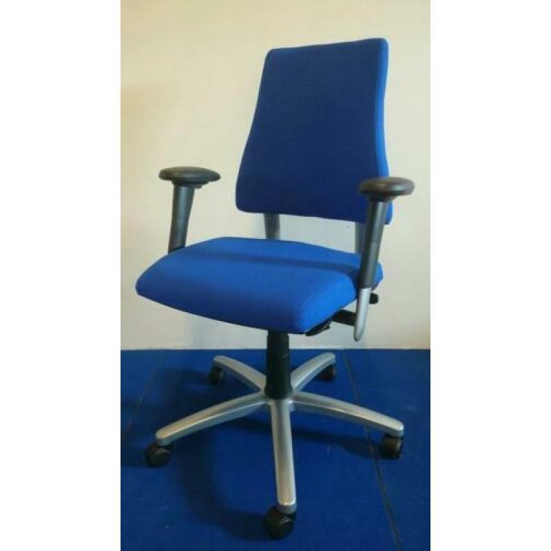 BMA Axia bureaustoelen nieuwe stoffering