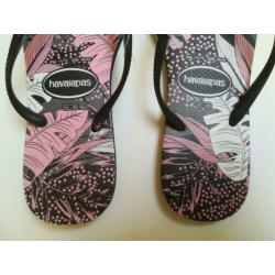 *Nieuw* Havaianas Slim Floral Surf maat 41/42