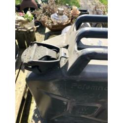 Partij vintage jerrycans (rond 1954), 20 liter
