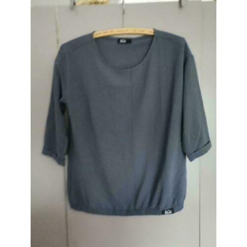 Woman & Co super mooie blouse mt S ZGAN