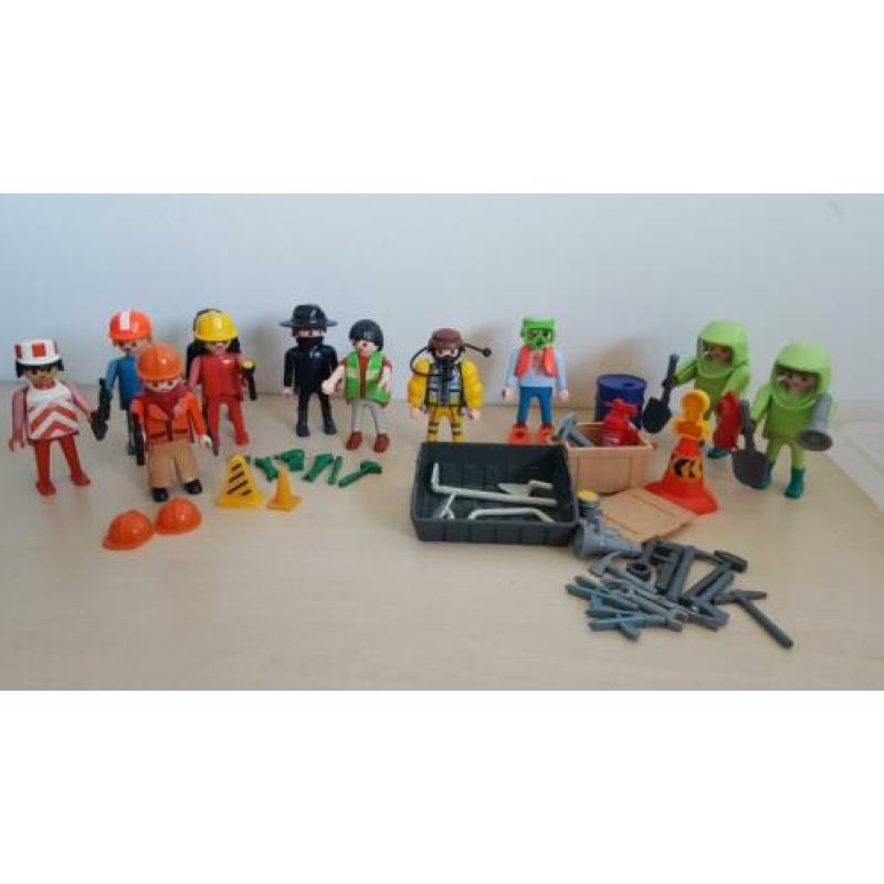 Playmobil 11 werkmannen met goed gevulde gereedschapskist