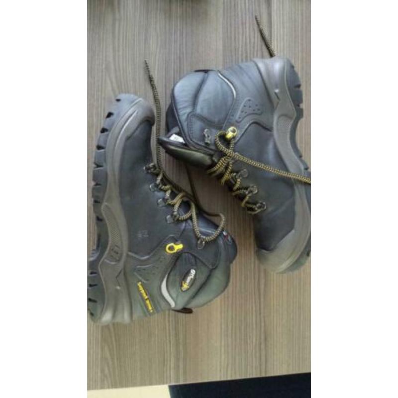 Grisport S3 werkschoenen maat 42 nieuw hoog model