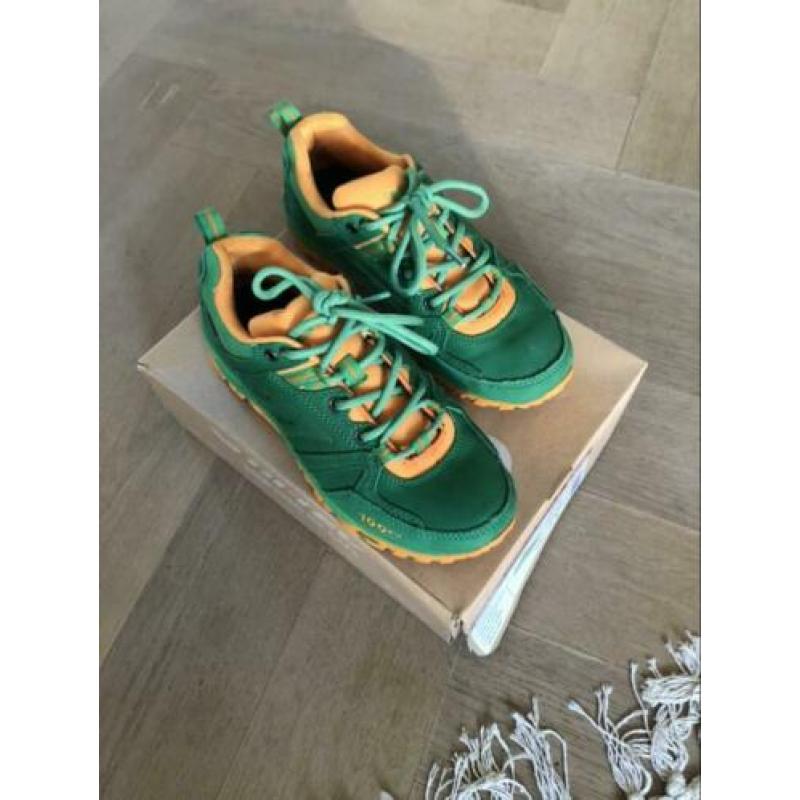 Sneakers maat 37