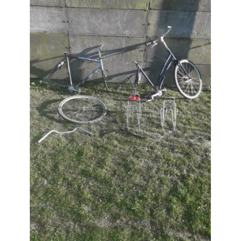 Allerlei fiets onderdelen