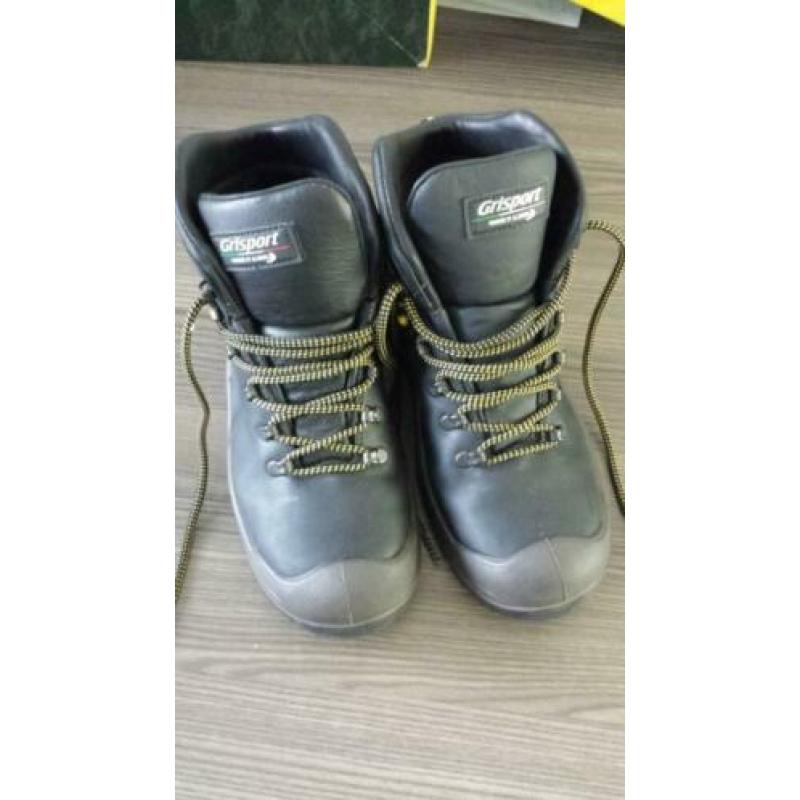 Grisport S3 werkschoenen maat 42 nieuw hoog model