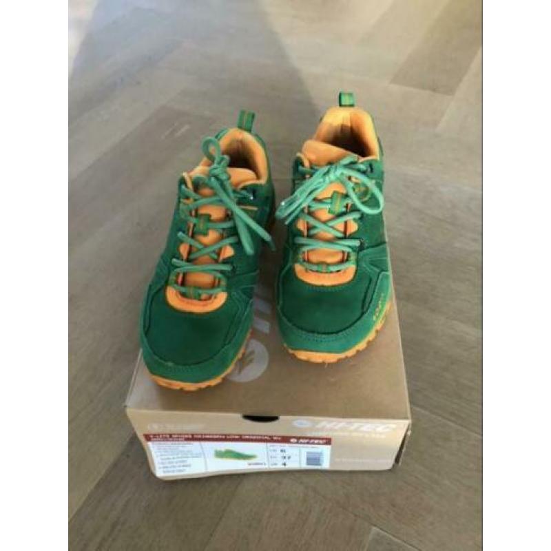Sneakers maat 37