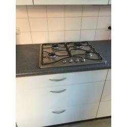 Te koop aangeboden mooie hoekkeuken