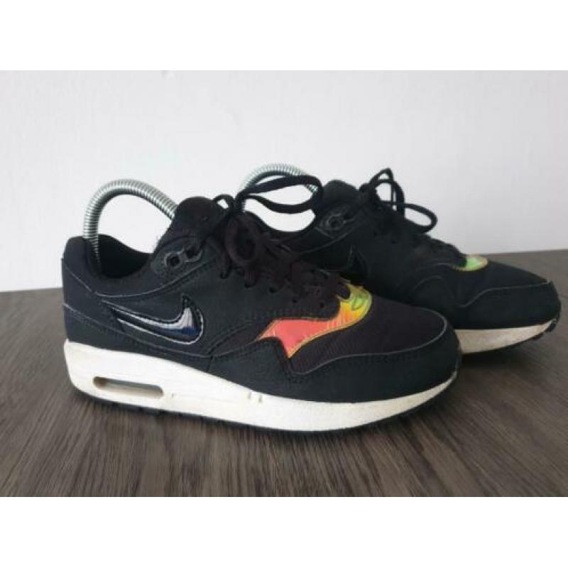 NIKE Air Max 1 GS Noir 37.5