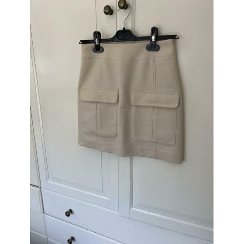 Rok van h&m beige creme met zakken maat 36 en rits goud