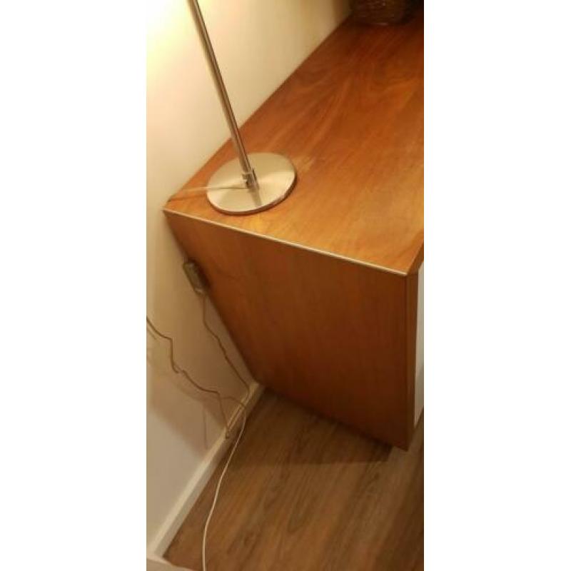 Dressoir te koop.