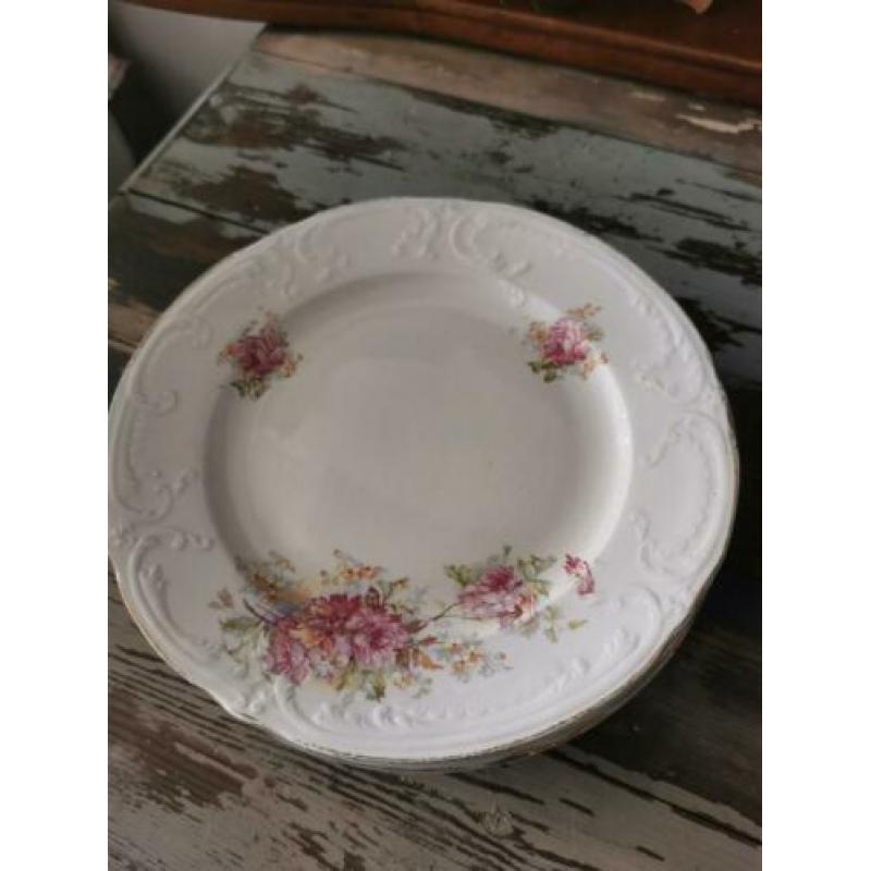 Sale Borden oude ontbijt Saint amand 8x, Arabia 9x, Wedgwood