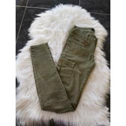 Stoere legergroene skinny broek van Coolcat maat M