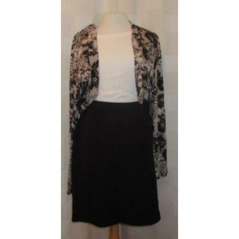 Bolero van great looks Maat 52. A64.