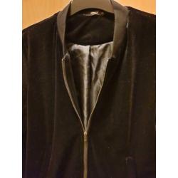 Only velvet vest/jasje met print op de rug maat 34