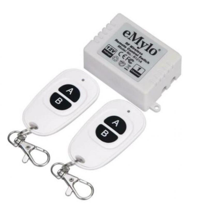 new draadloze schakelaar 12v met 2 x afstandsbediening