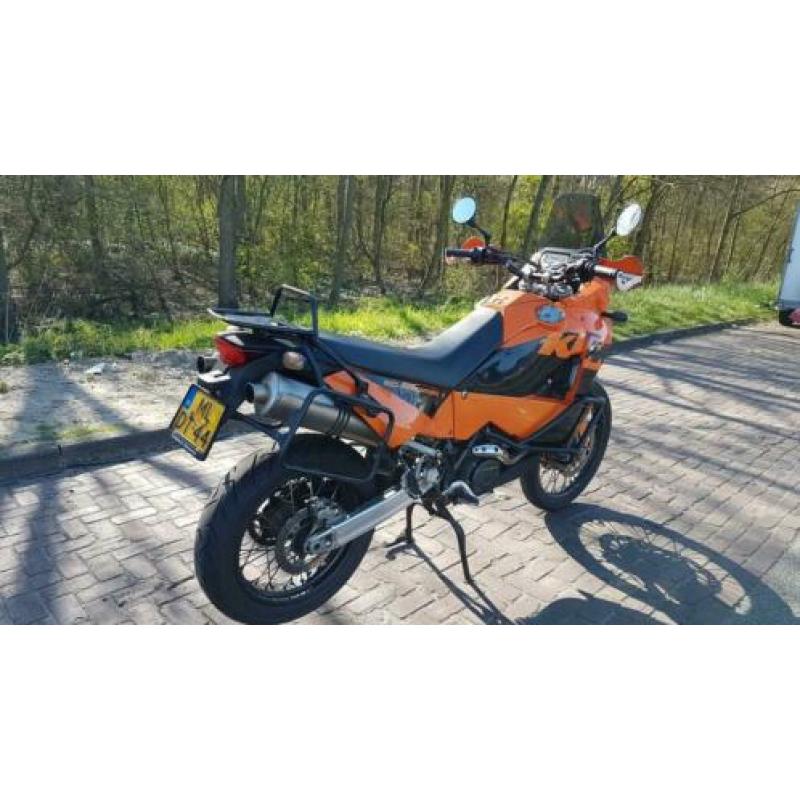 KTM 950 Adventure