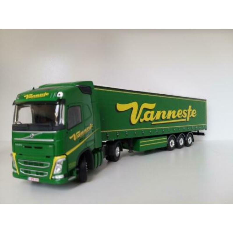 VOLVO FH04 trekker met schuifzeilentrailer "Vanneste"