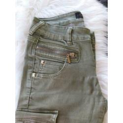 Stoere legergroene skinny broek van Coolcat maat M