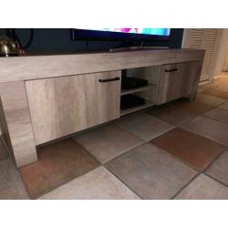 Zo goed als nieuwe tv meubel (1,5 jaar oud) Top kwaliteit