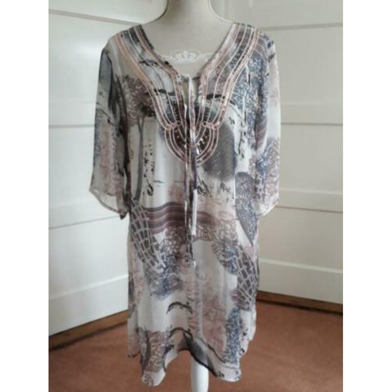 Mooie tuniek / jurkje met splitten maat XXL 44/46