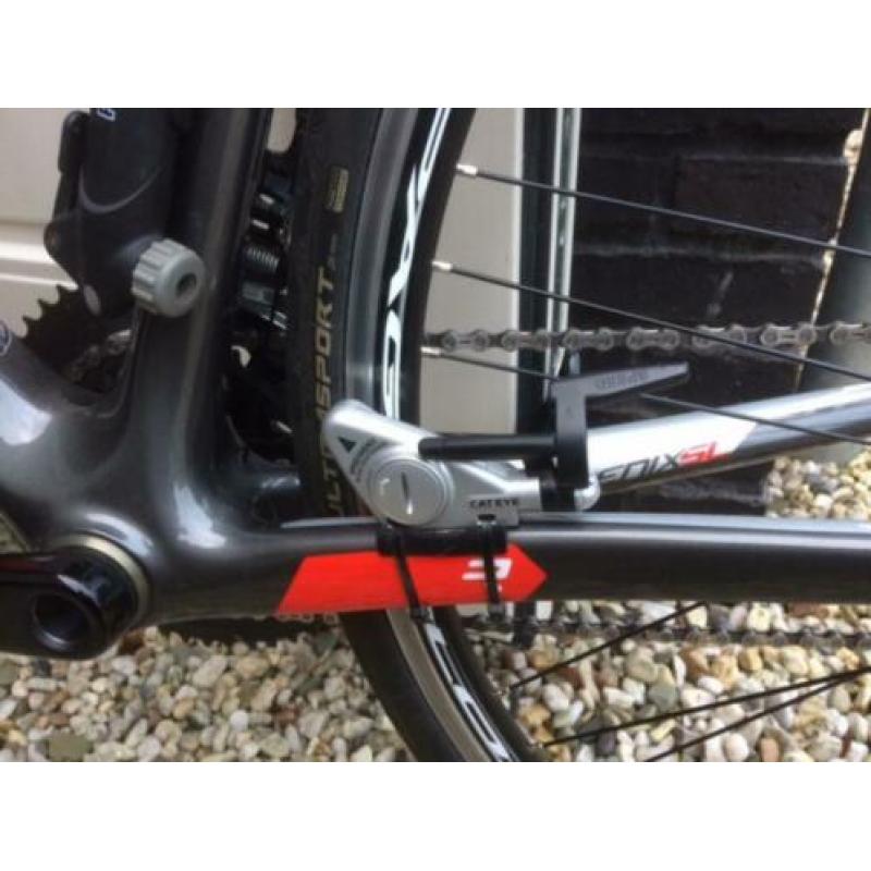 Fietscomputer met snelheid en cadans