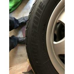 1set lichtmetalen velgen Mercedes W202 met winterbanden