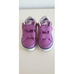 NIKE sneaker mt 21
