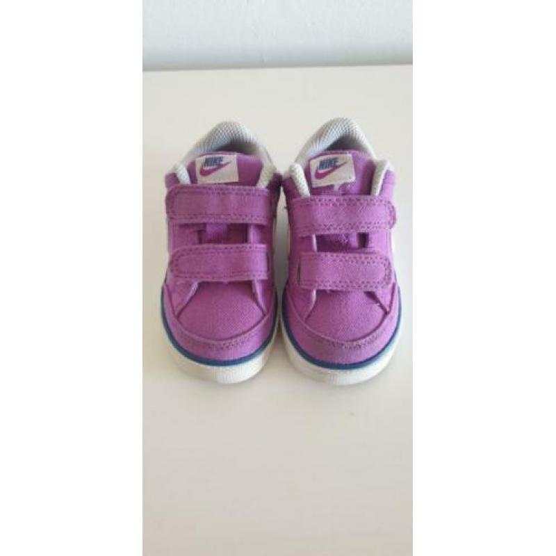 NIKE sneaker mt 21