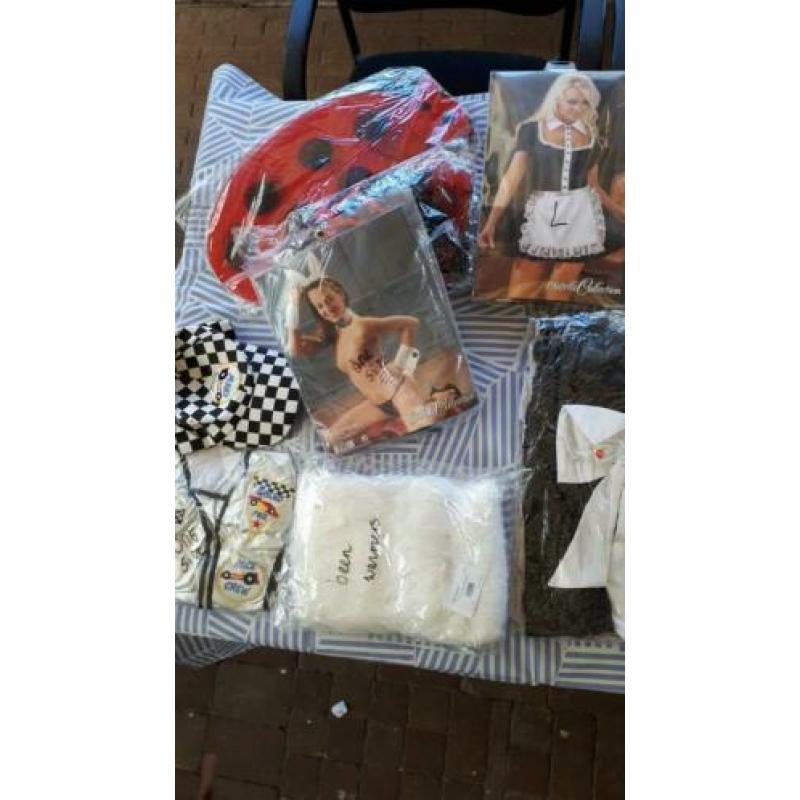 nieuwe lingerie, verkleedsetjes partij 1