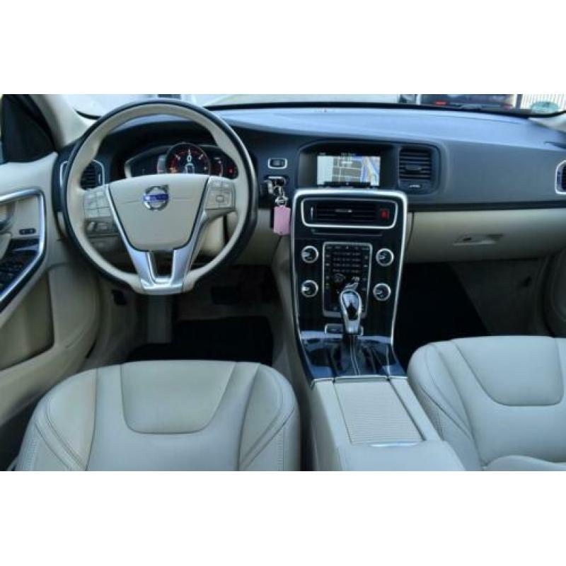 Volvo V60 2.4 D6 AWD Hybrid Summum (incl.BTW ) (bj 2015)
