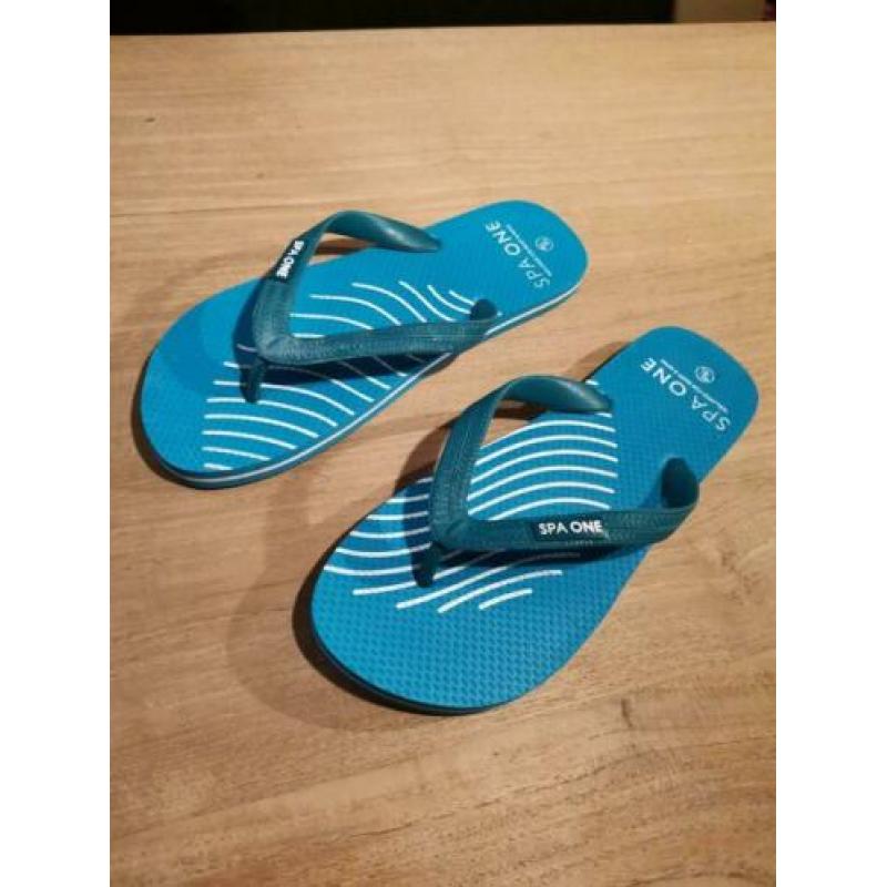 Mooie nieuwe slippers maat 40 /41 €1,5