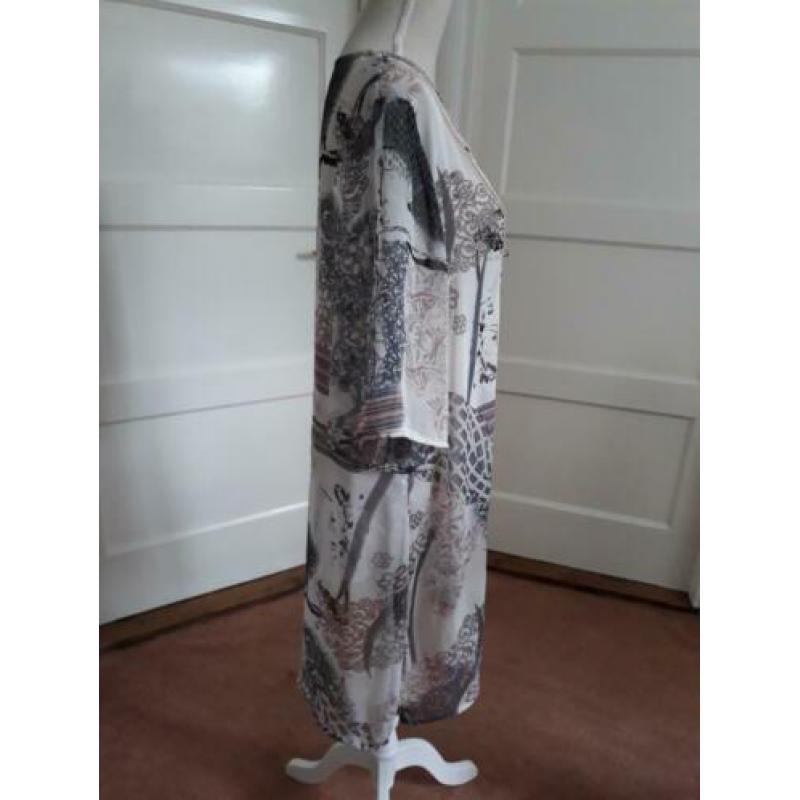 Mooie tuniek / jurkje met splitten maat XXL 44/46