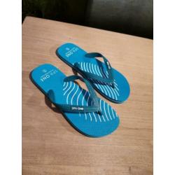 Mooie nieuwe slippers maat 40 /41 €1,5