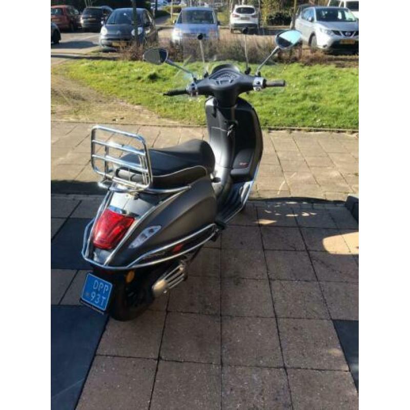 Vespa sprint S 2018 iget
