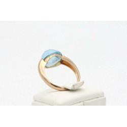 14 Karaat. Gouden vintage ring met aquamarijn. Maat: 18.