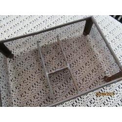 Oud Geldbakje van gaas 30 x 20,5 cm.