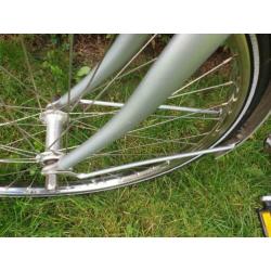 Batavus oma meisjes fiets 24 inch met zijtassen