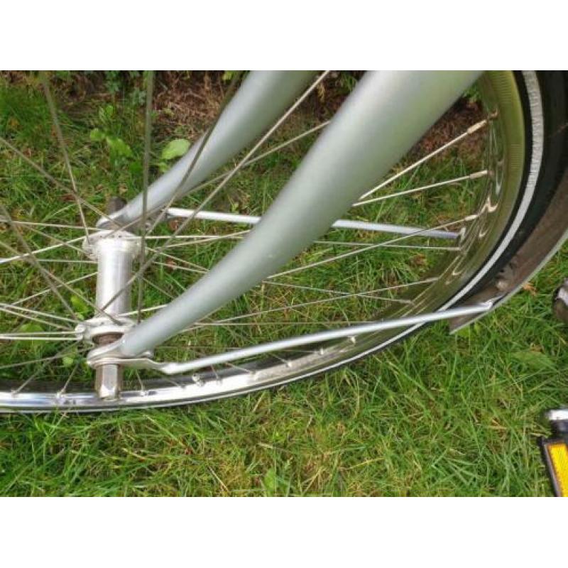 Batavus oma meisjes fiets 24 inch met zijtassen